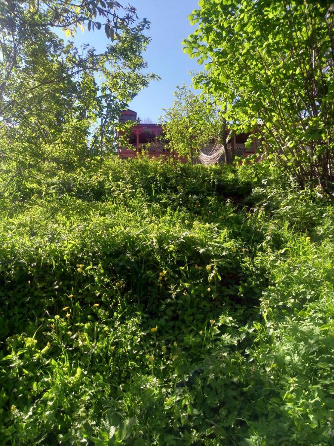 Family Hotel Dilijan Exterior photo